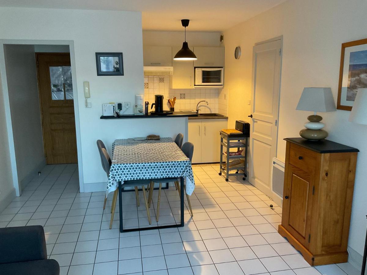 Appartement Centre Ville Pres Du Port Avec Parking Et Wifi ラ・ロシェル エクステリア 写真