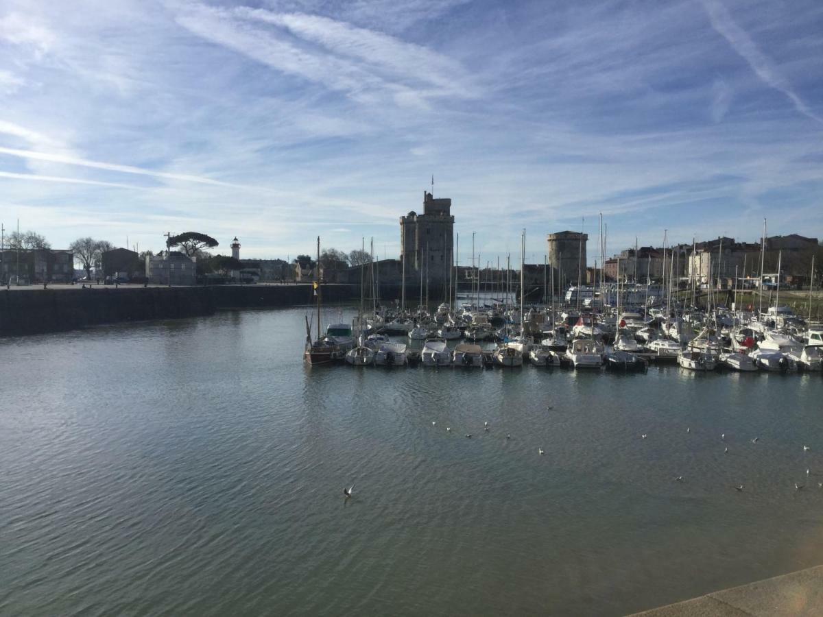 Appartement Centre Ville Pres Du Port Avec Parking Et Wifi ラ・ロシェル エクステリア 写真