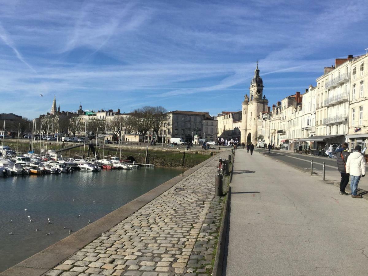 Appartement Centre Ville Pres Du Port Avec Parking Et Wifi ラ・ロシェル エクステリア 写真